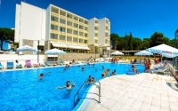 Adria Hotel ***