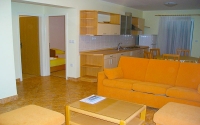 Luna Apartmanok ***